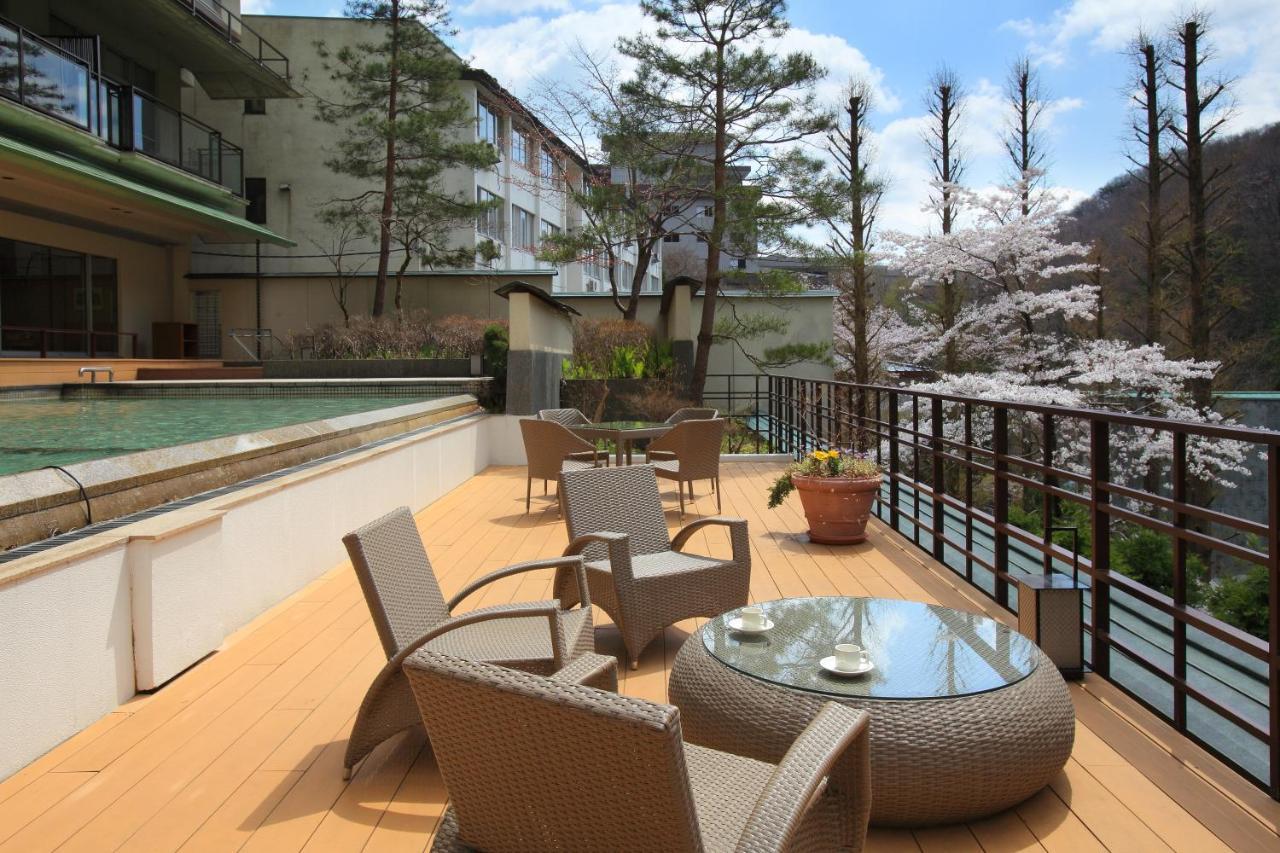 Sakunami Onsen Yuzukushi Salon Ichinobo Sendai Extérieur photo